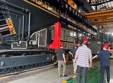 Kunde aus Bangladesch besucht unsere Fabrik | Erkundung unserer Recyclingausrüstung